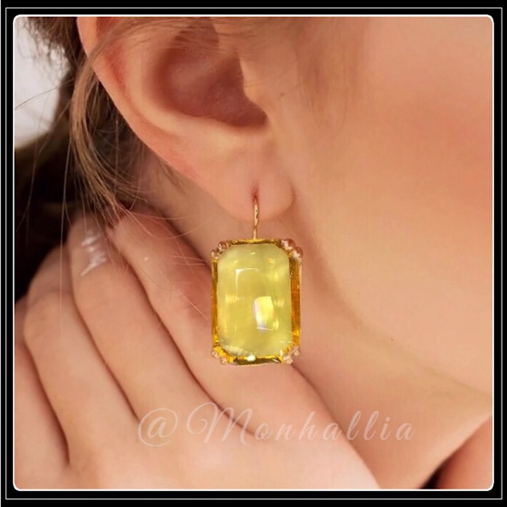 NEW GOLD MEGA EMERALD CUT SIMULATED YELLOW CITRINE TOPAZ CUSHION EARRINGS